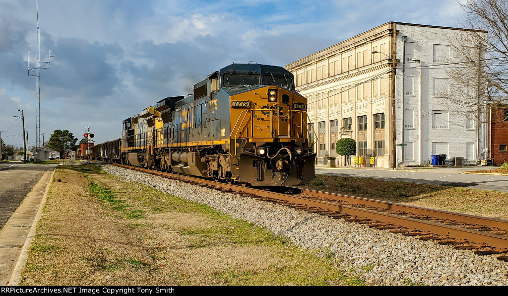 CSX Q400-05